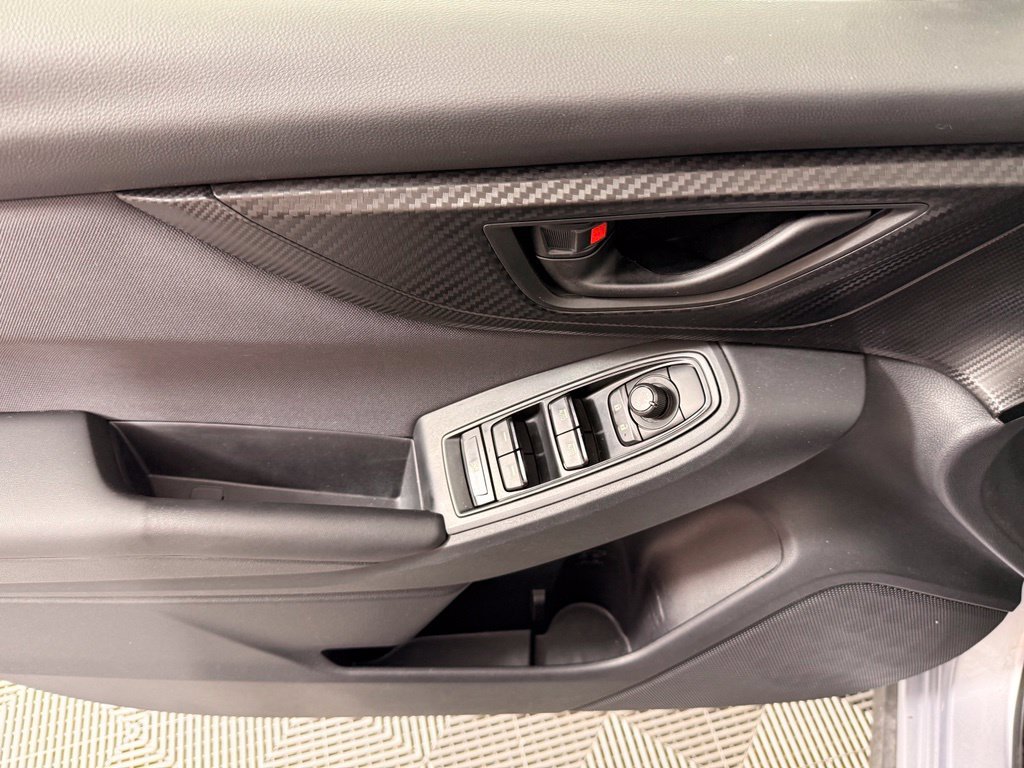 Used 2018 Silver Subaru 2.0i Premium image 15