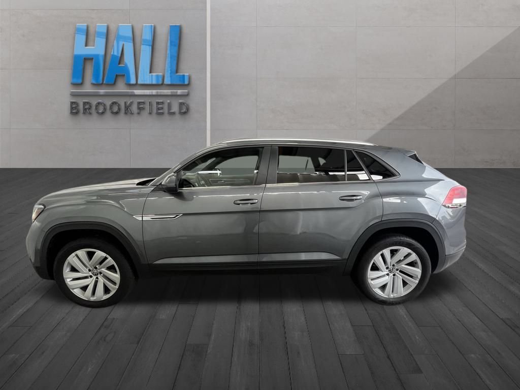 2023 Volkswagen Atlas Cross Sport V6 SE Technology photo 2