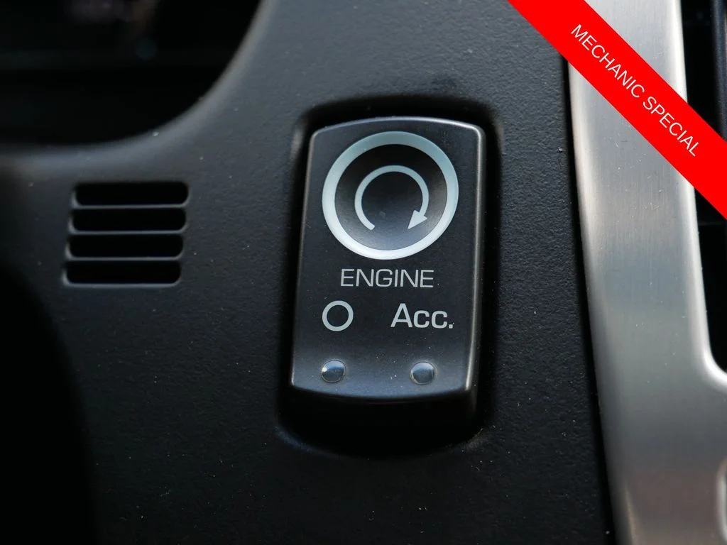 Used 2009 Red Cadillac V8 image 25