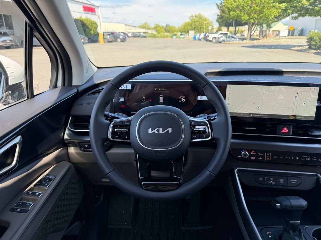 New 2026 Snow White Pearl Kia LXS image 21