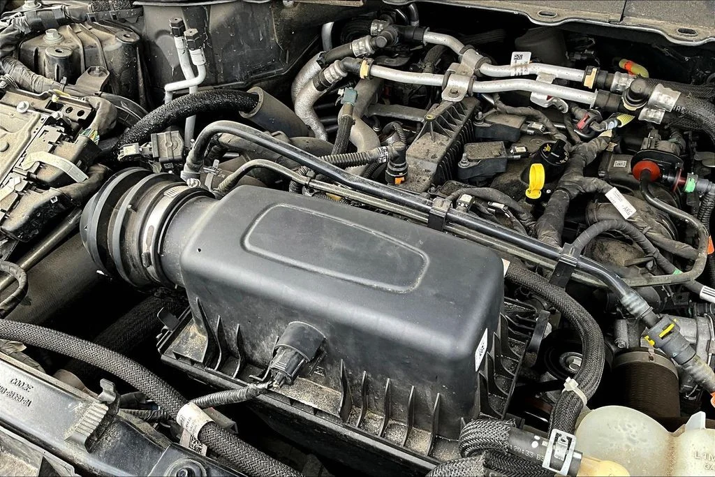 Used 2022 Blue Metallic Ford XLT image 34