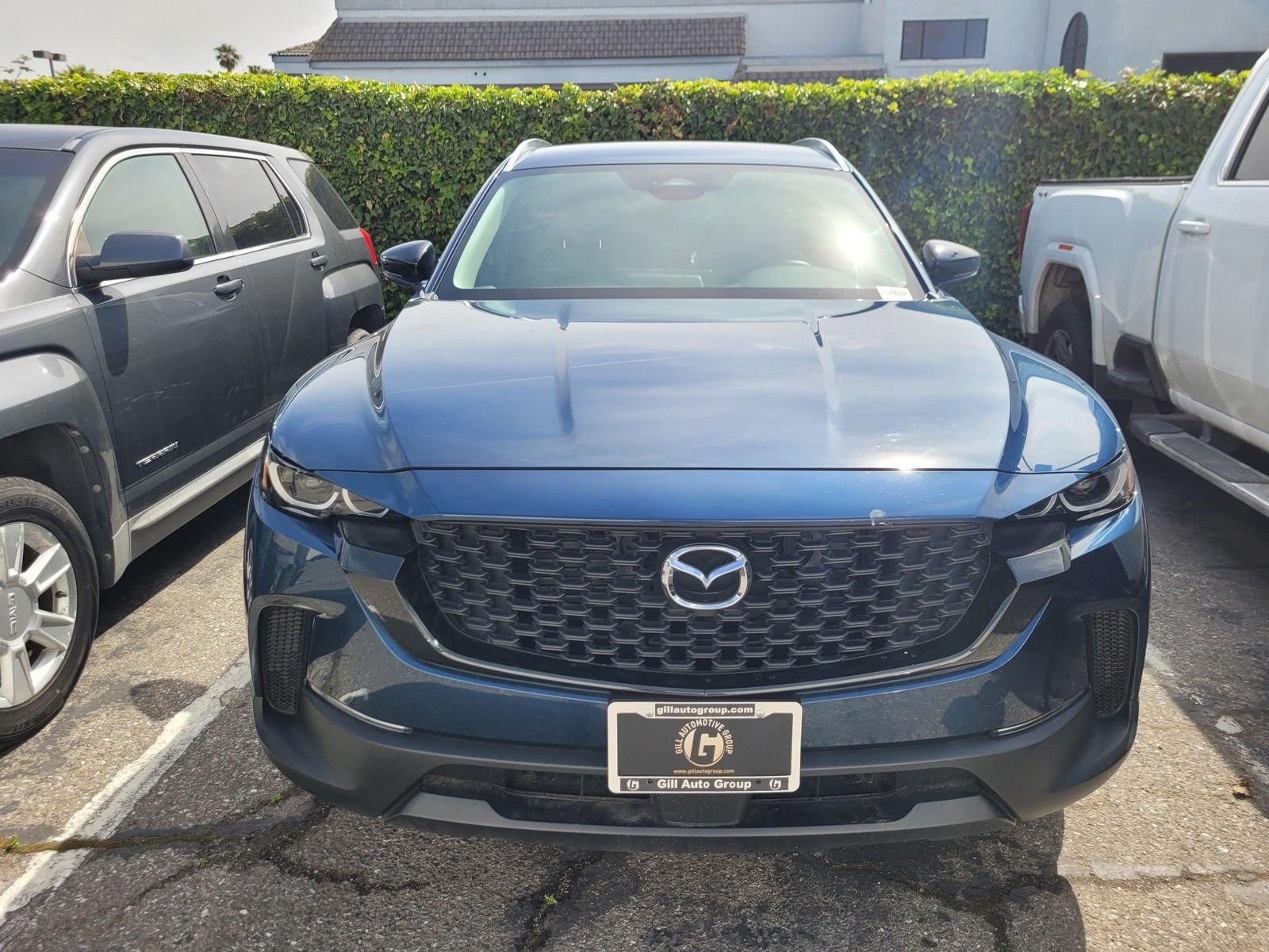 2025 Mazda CX-50 2.5 S Select Package photo 2