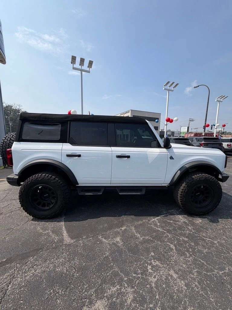 Used 2023 White Ford Black Diamond image 13