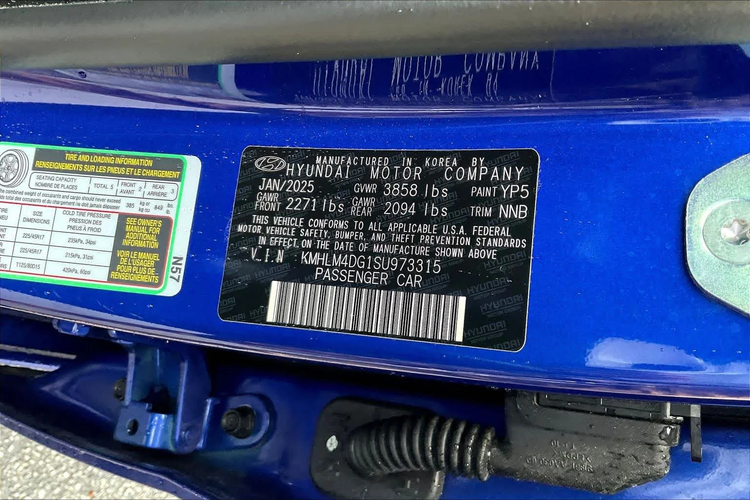 Used 2025 Intense Blue Hyundai SEL Sport image 31