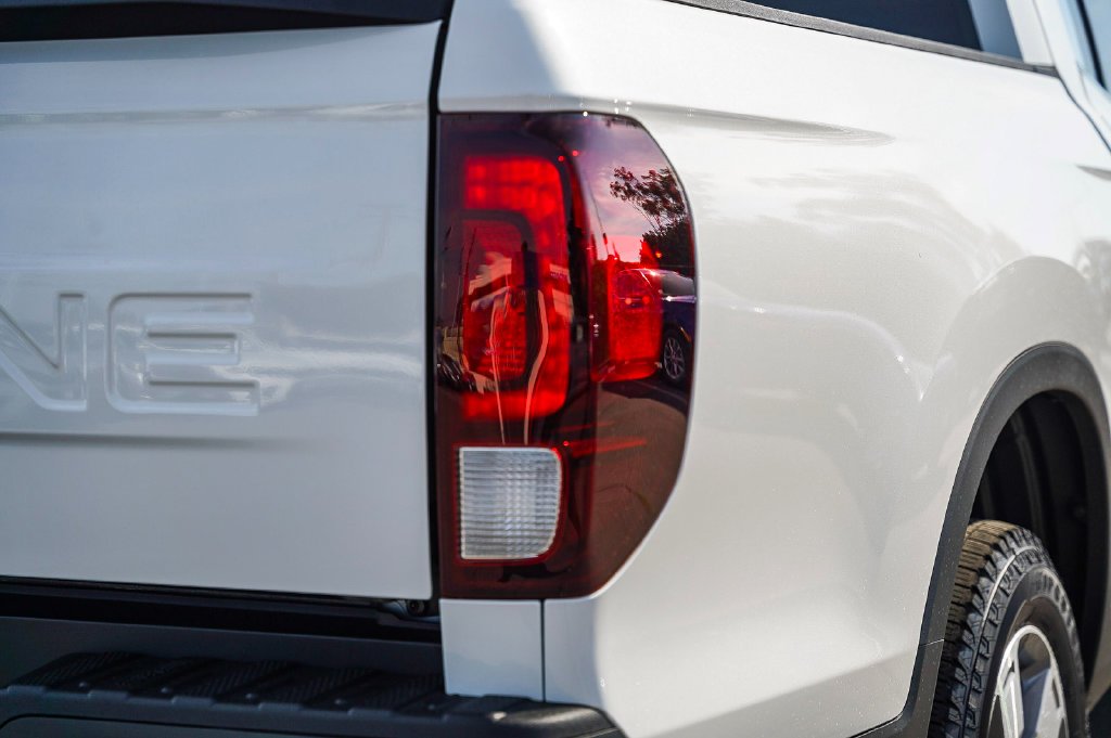 New 2026 Platinum White Pearl Honda RTL image 10