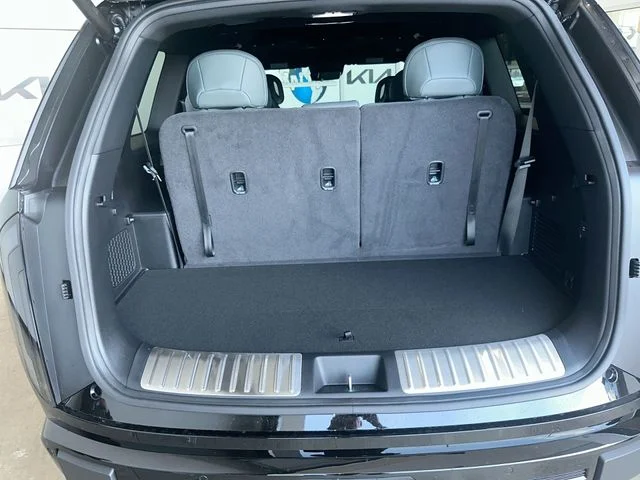 New 2027 Ebony Black Kia X-LINE SX image 23