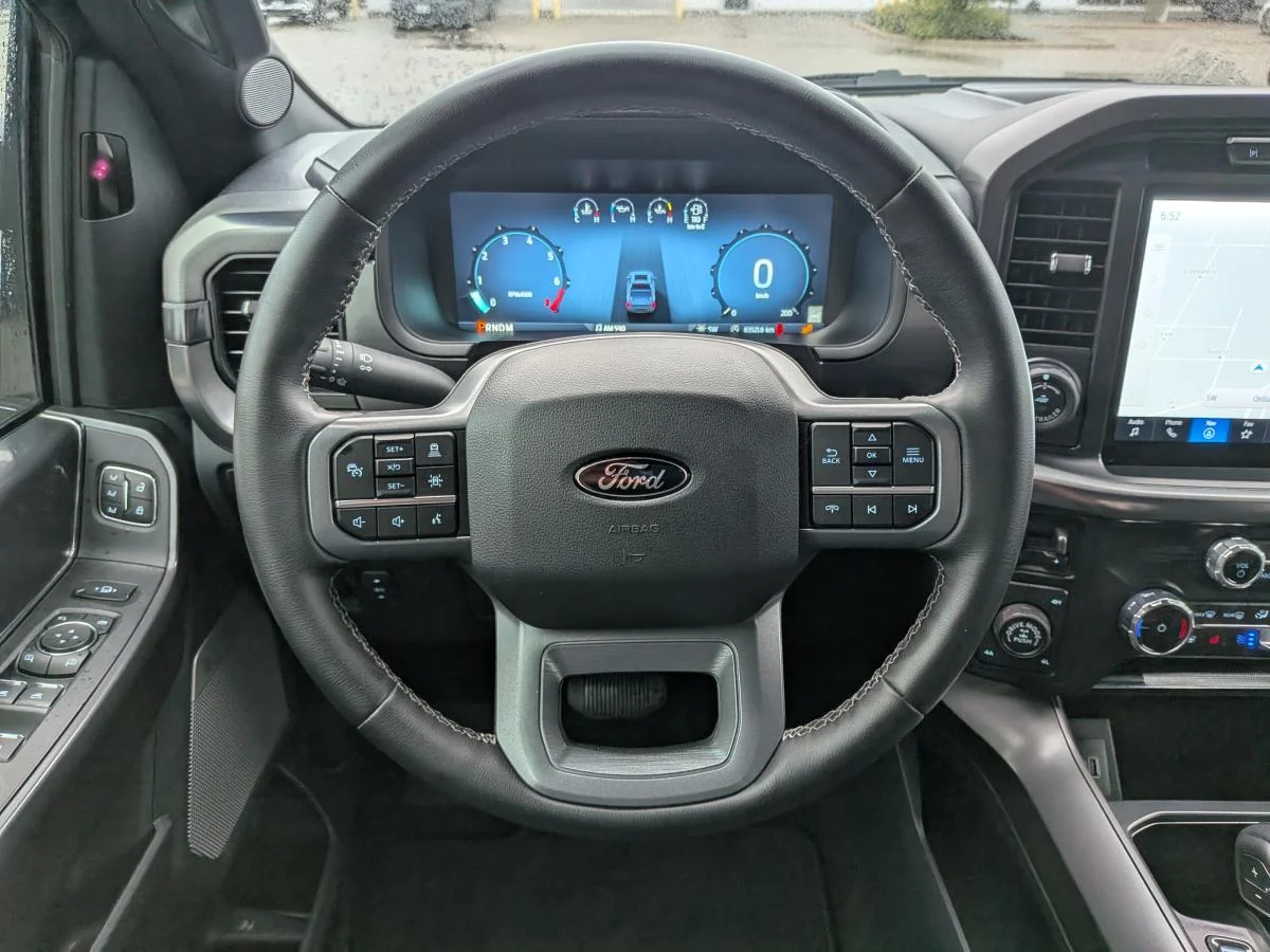 Used 2025 Blue Ford Lariat 4wd Supercrew image 18