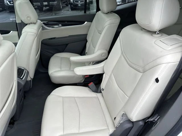 Used 2020 White Cadillac Premium Luxury image 27