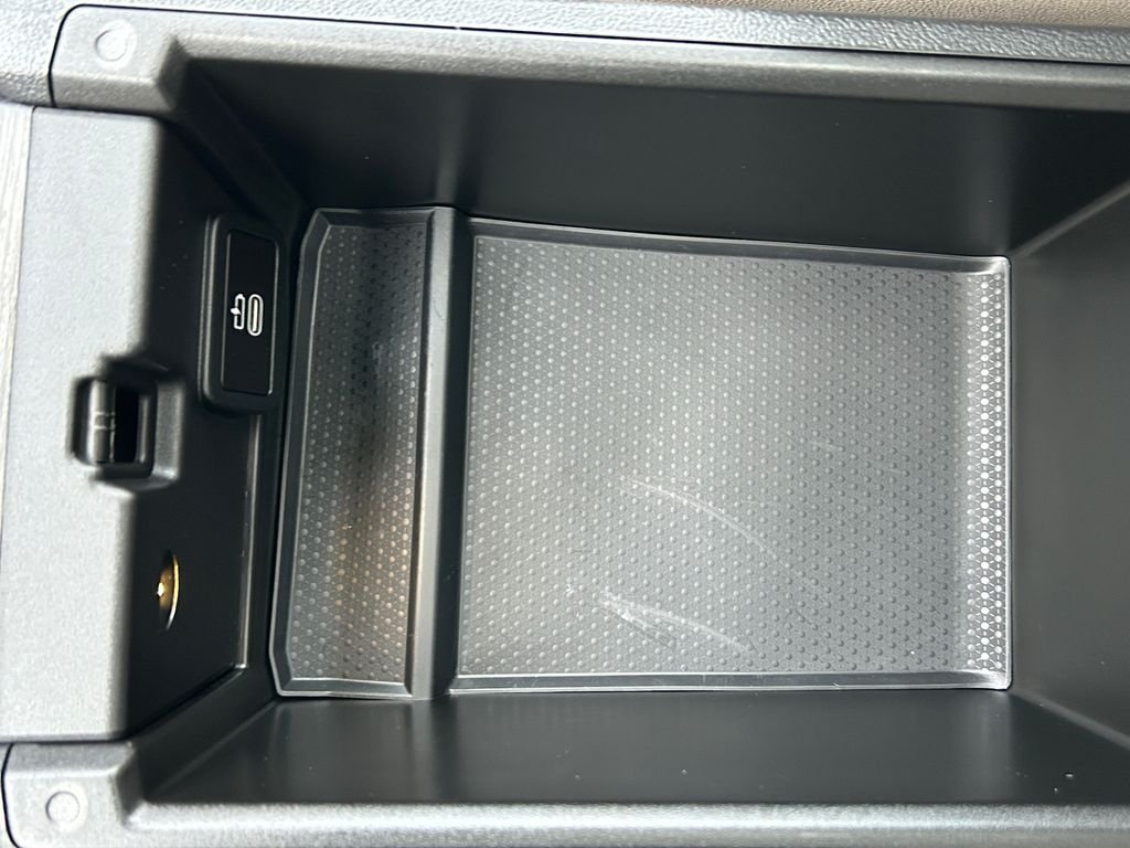 Certified Used 2023 Tanzanite Blue II Metallic BMW eDrive40 image 29