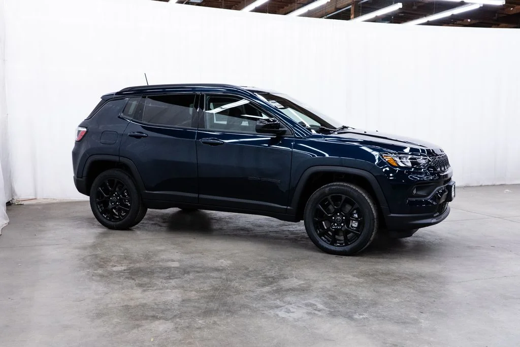 2026 Jeep Compass Altitude 4X4's photo