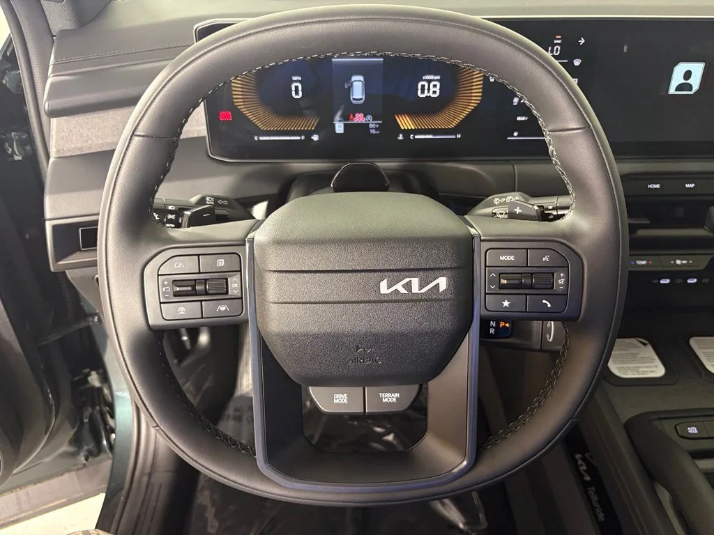 New 2027 Black Jade Green Kia X-Line EX image 21