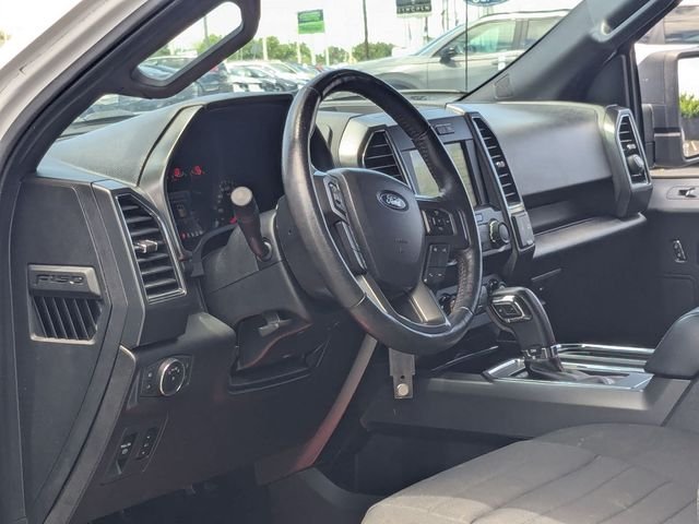 Used 2019 Oxford White Ford Platinum image 2