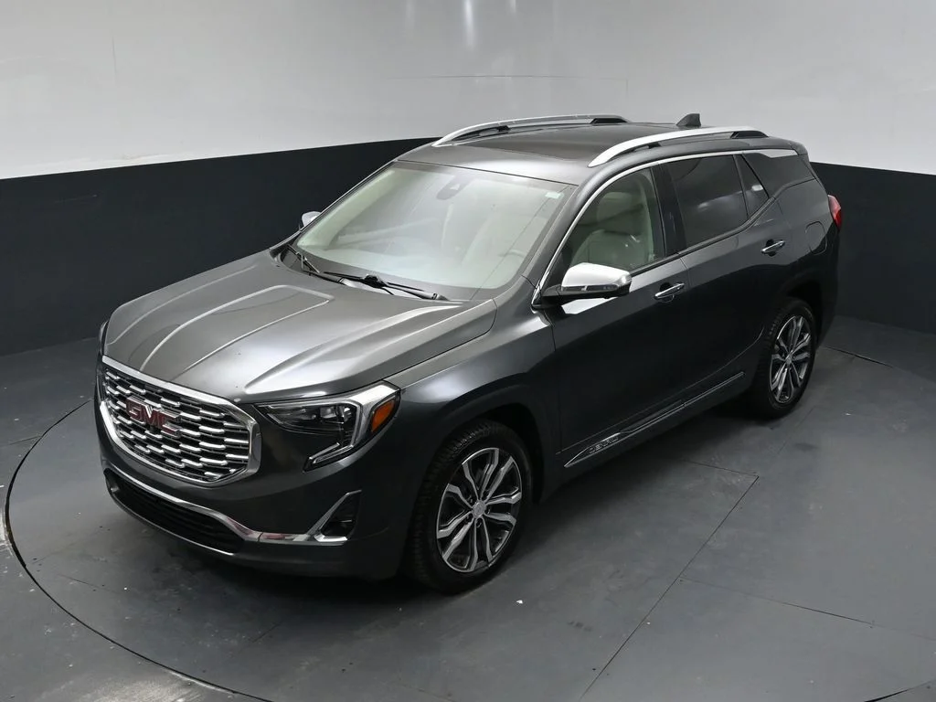 Used 2020 Gray GMC Denali image 39