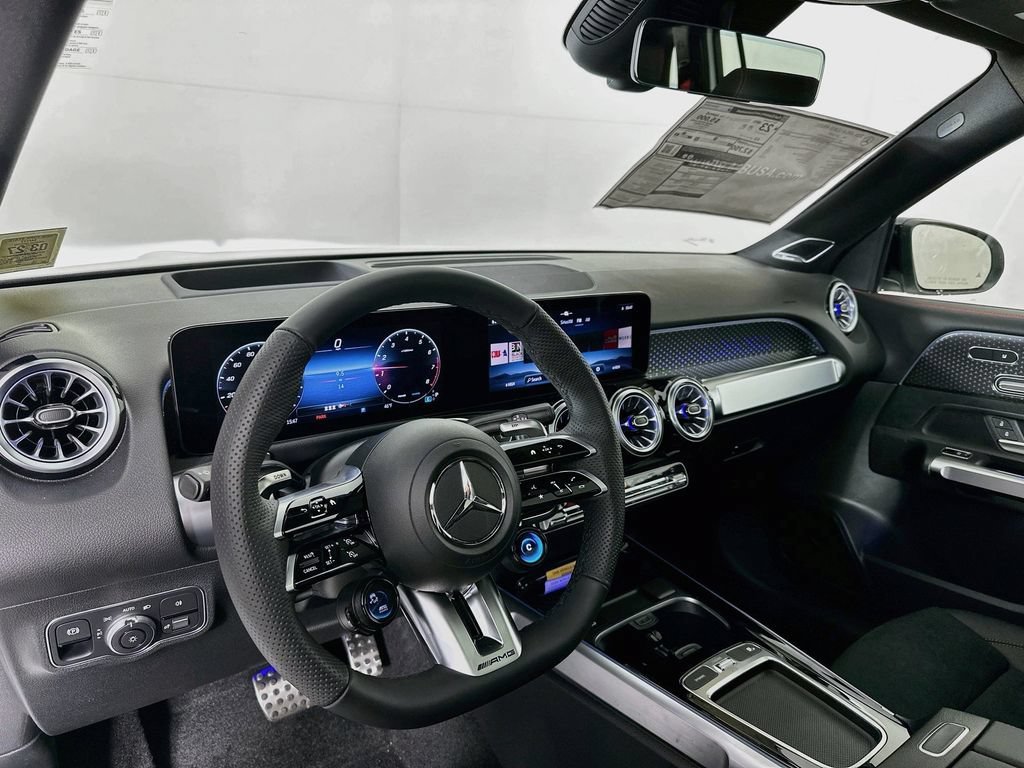 New 2026 Polar White Mercedes-Benz GLB 35 AMG® image 42
