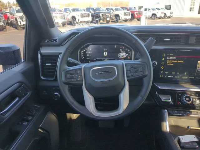 Used 2024 Onyx Black GMC Denali image 16
