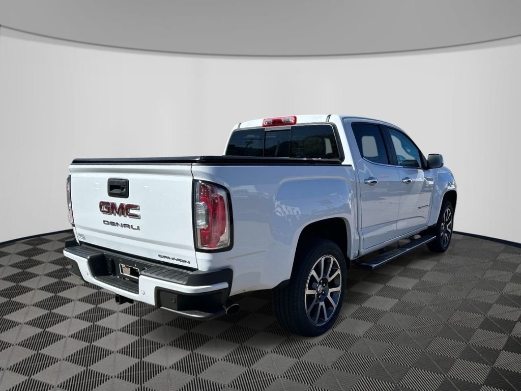 Used 2022 White GMC Denali image 5