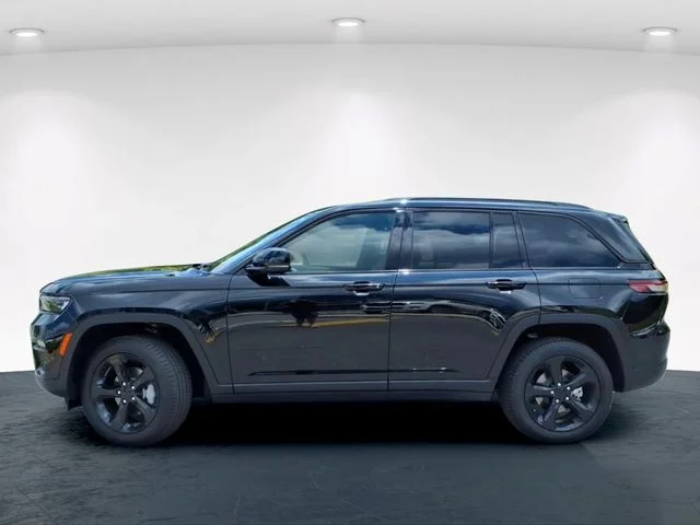 Used 2025 Black Jeep Limited image 11