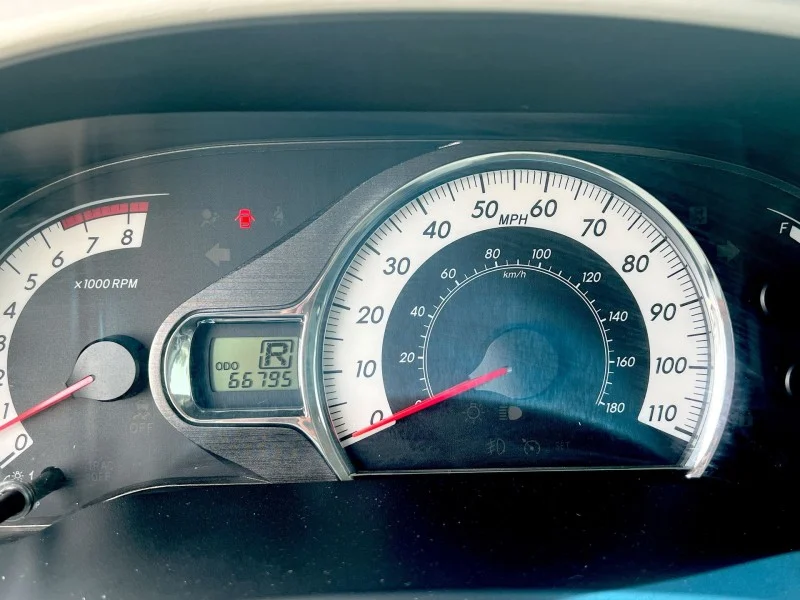 Used 2014 WHITE Toyota SE image 21