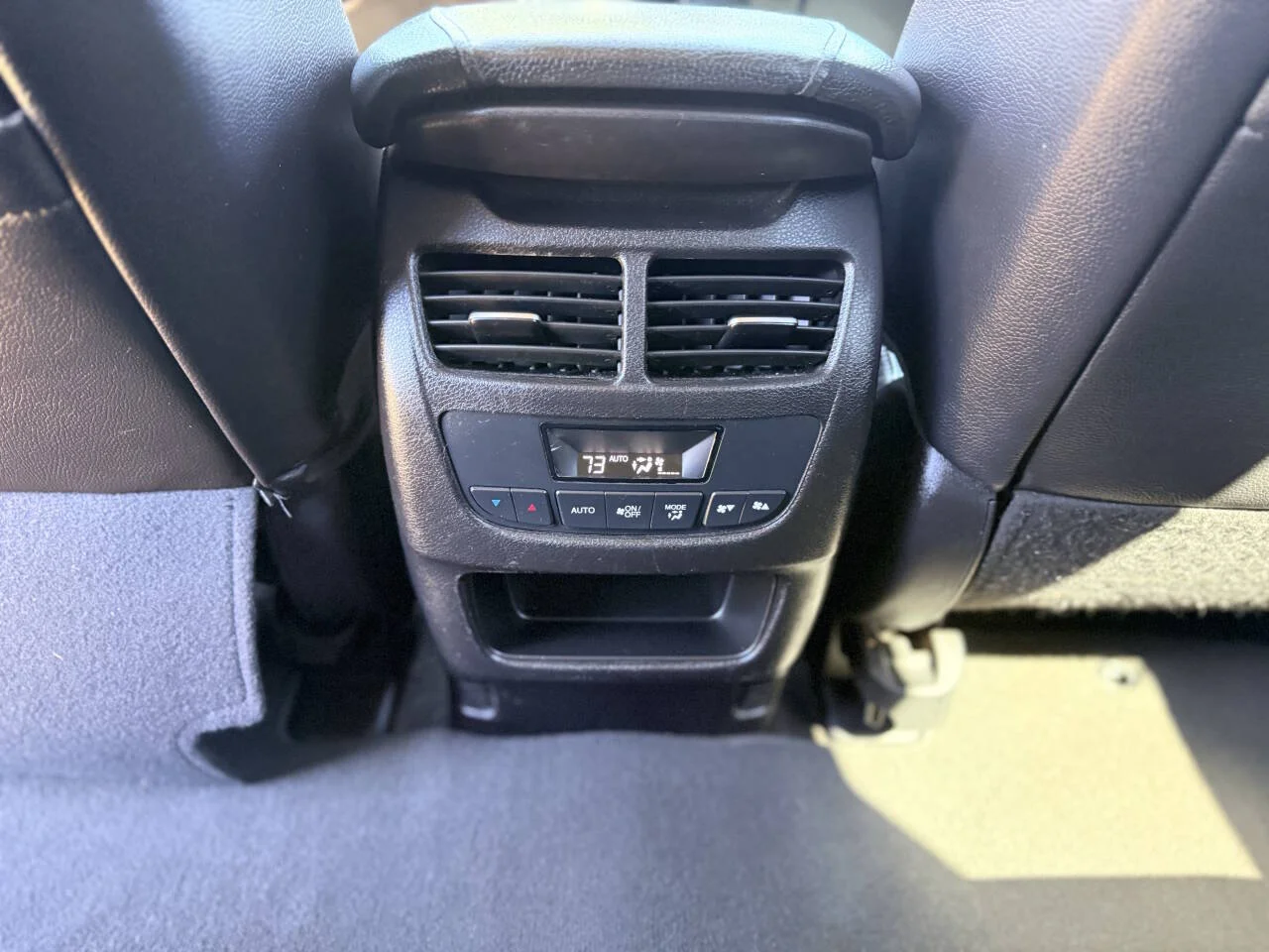 Used 2015 Black Acura Base 4dr SUV image 28