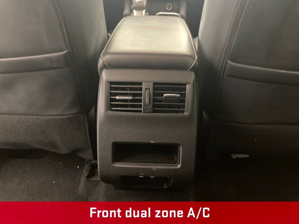 Used 2025 Gray Mitsubishi SE image 13