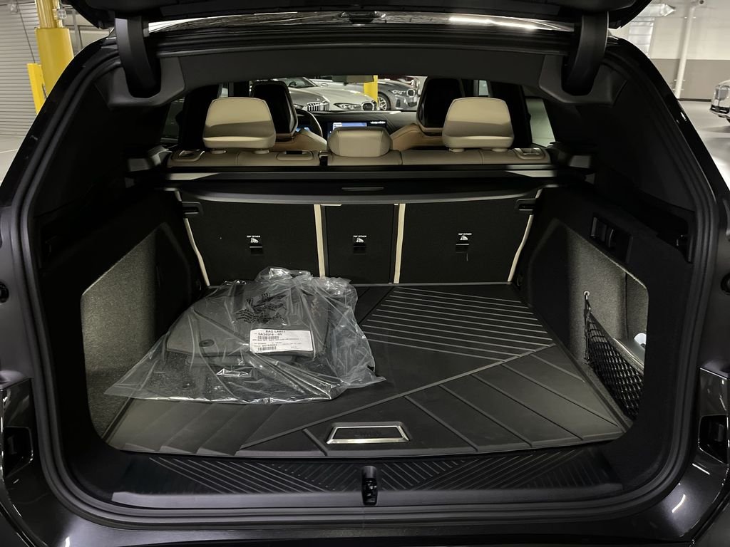 2026 BMW X3 30 - Photo 23