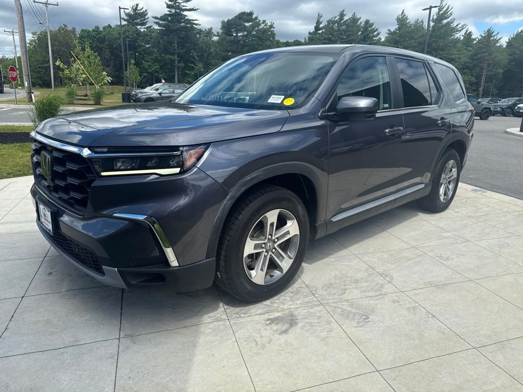 Used 2025 Gray Honda EX-L image 3