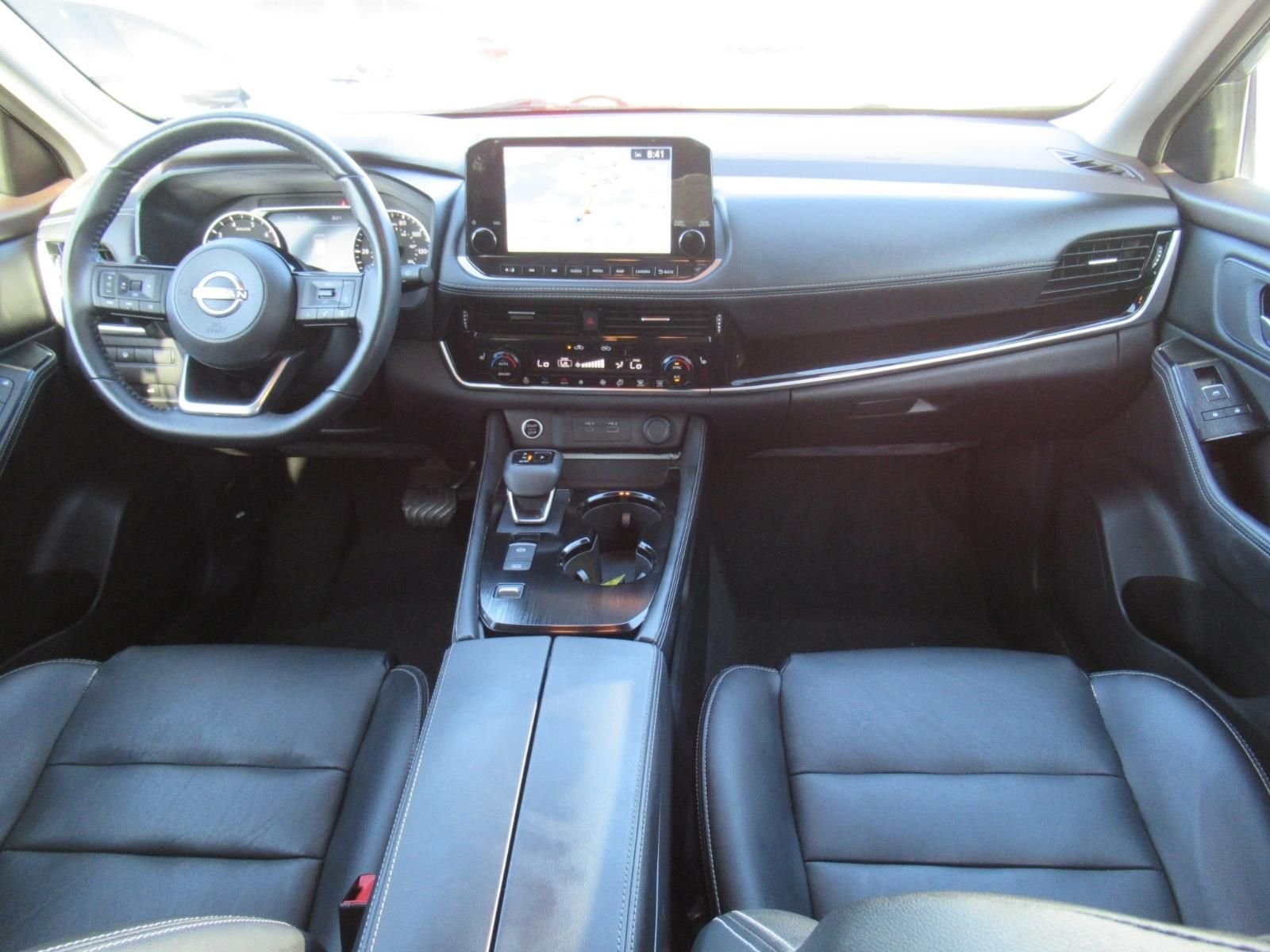 Used 2022 Gray Nissan SL image 12