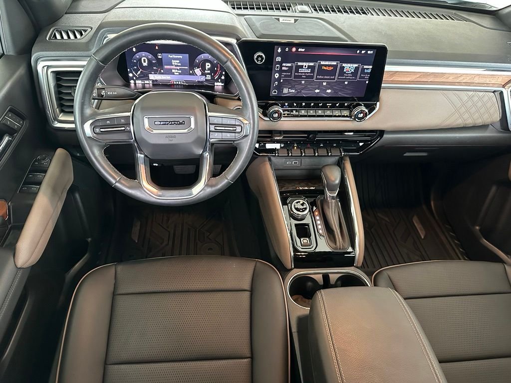 Used 2023 White GMC Denali image 16