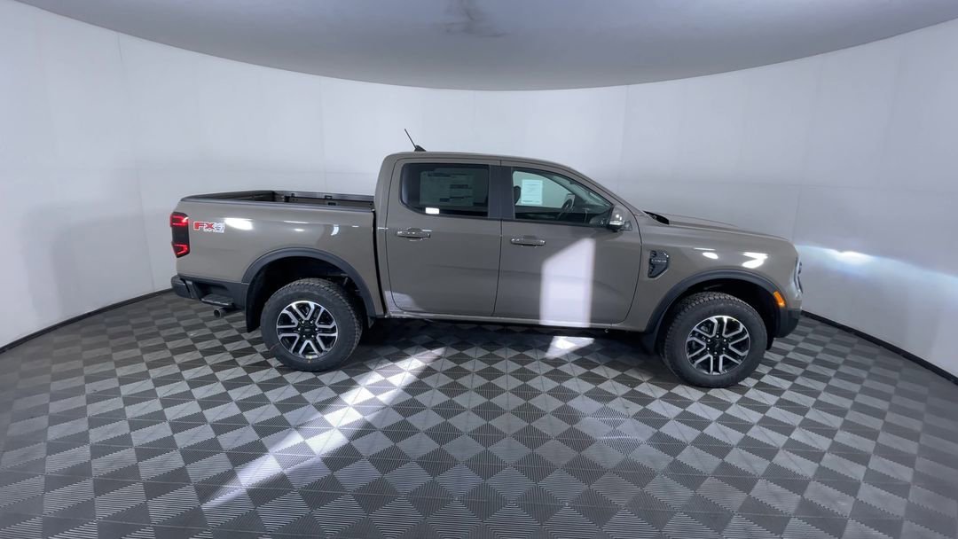 New 2025 Marsh Gray Ford Lariat image 9