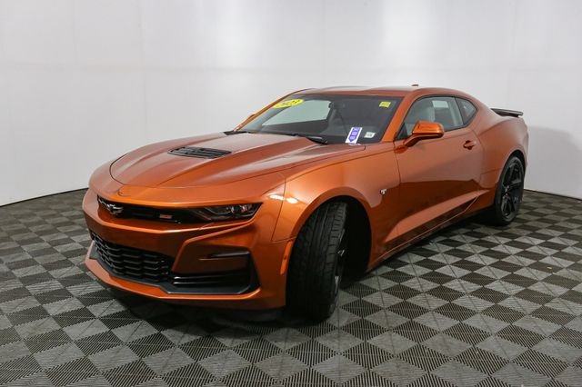 Used 2023 Red Chevrolet SS image 5