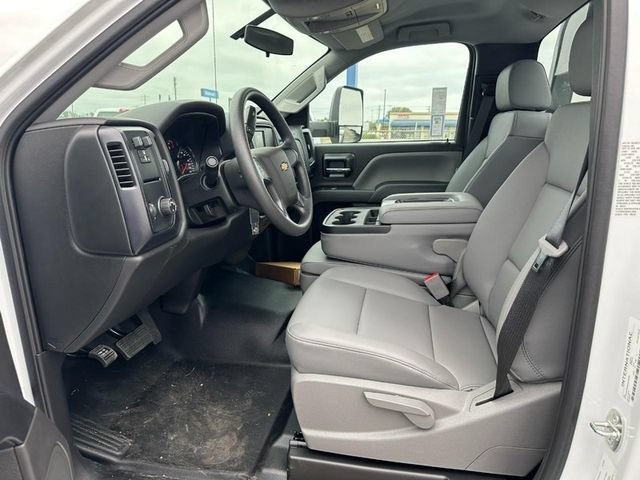 New 2024 Summit White Chevrolet Work Truck image 15