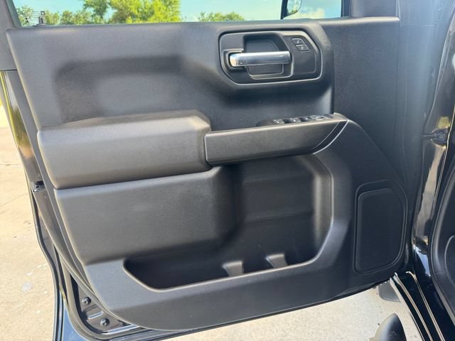 Used 2022 Black Chevrolet Custom image 4