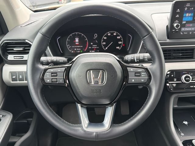Used 2025 White Honda EX-L image 24