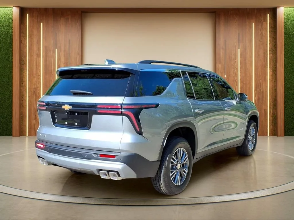 2026 Chevrolet Traverse LT - Photo 32