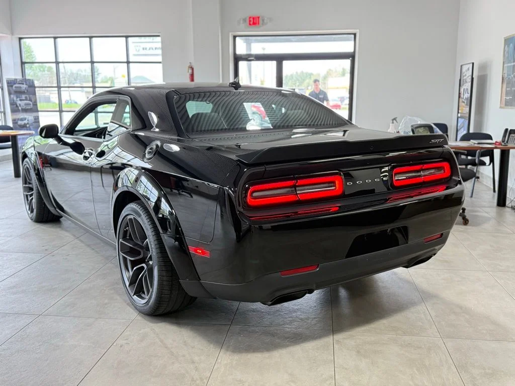 Used 2018 Black Dodge SRT image 5