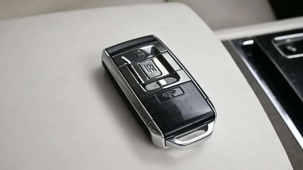 Certified Used 2022 White Rolls-Royce  image 15