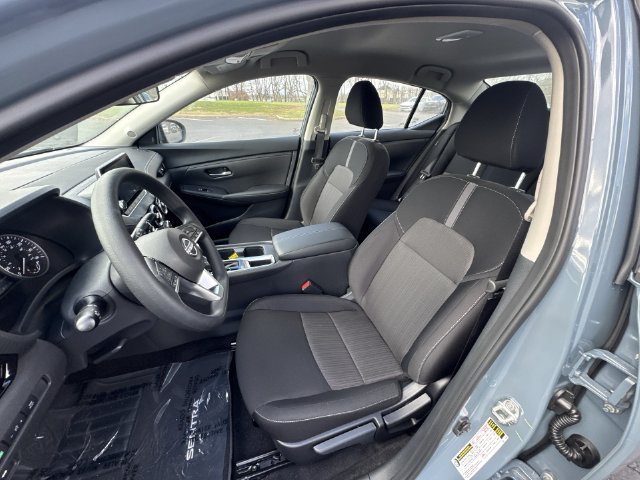 Used 2025 Gray Nissan SV image 12