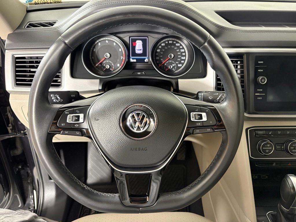 Used 2019 Black Volkswagen 3.6L V6 SE image 26