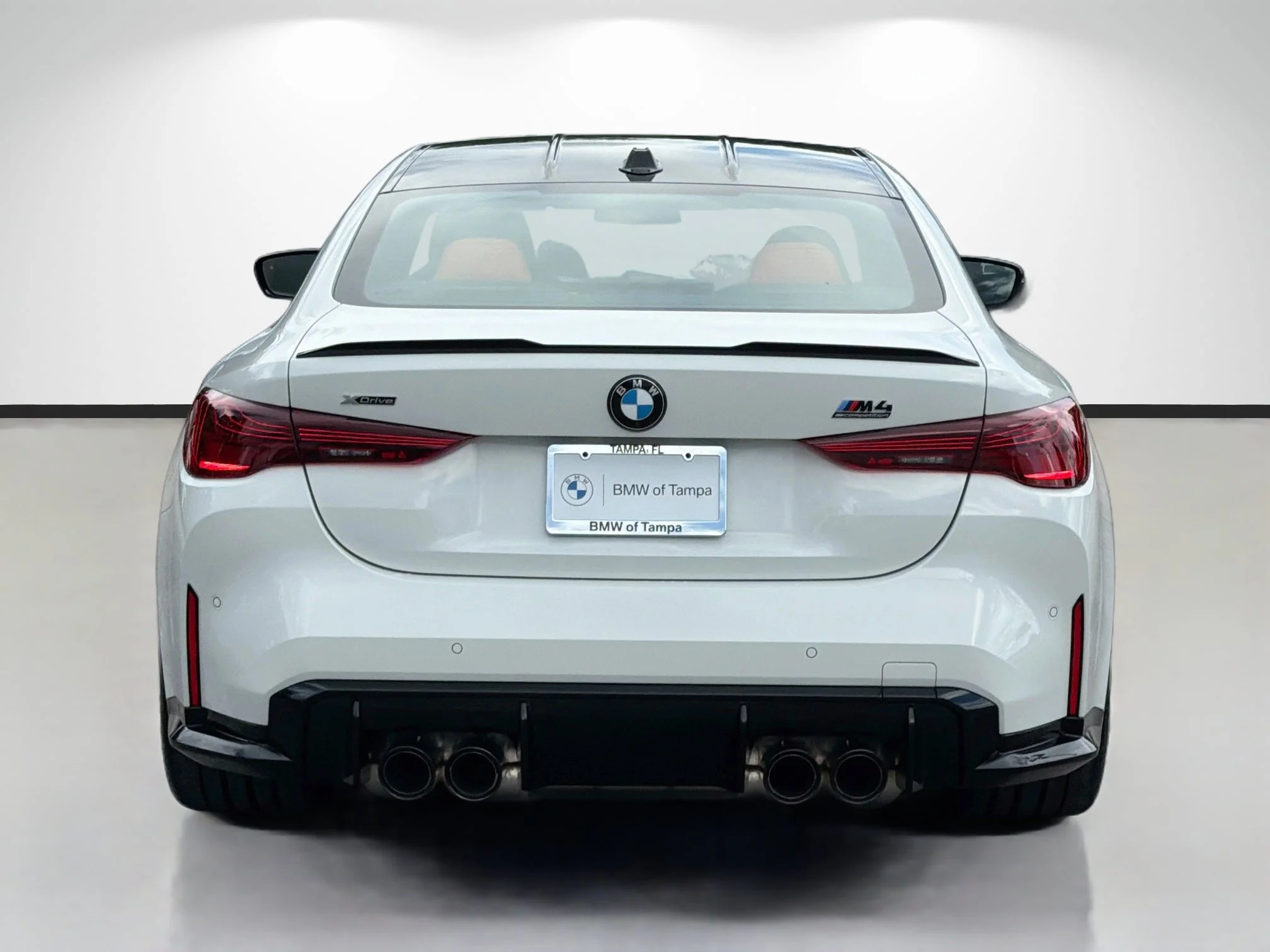 New 2027 Alpine White BMW Competition xDrive image 4
