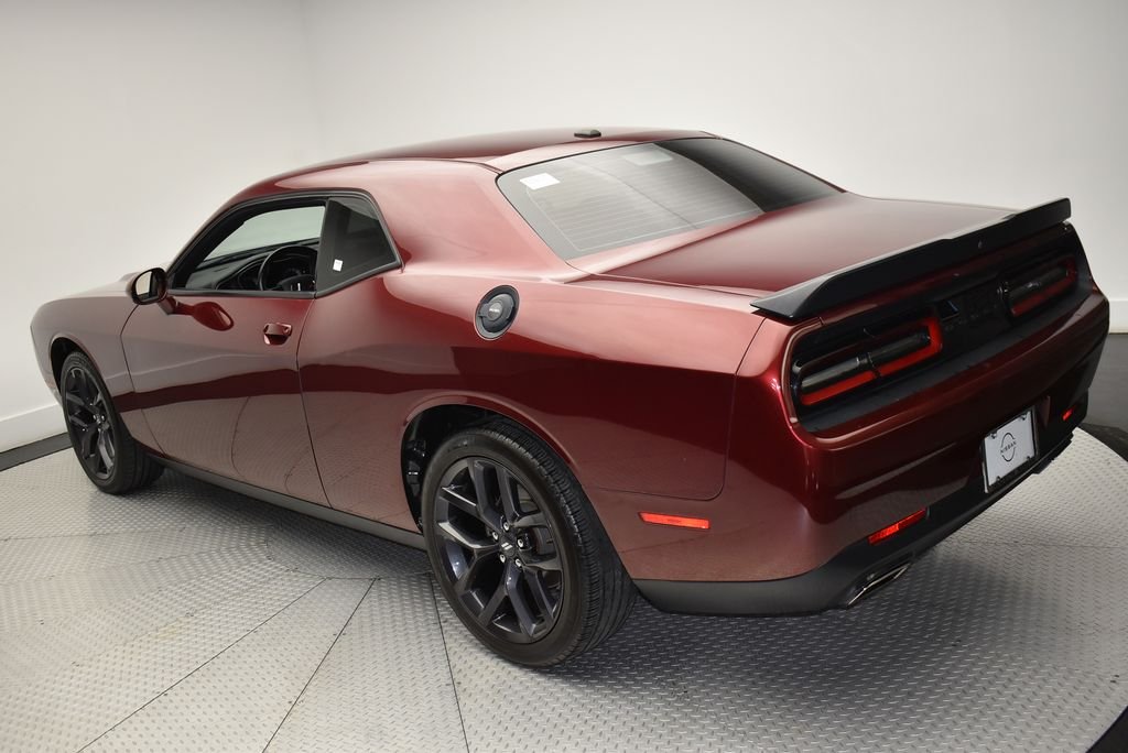 Used 2021 Red Dodge SXT image 7