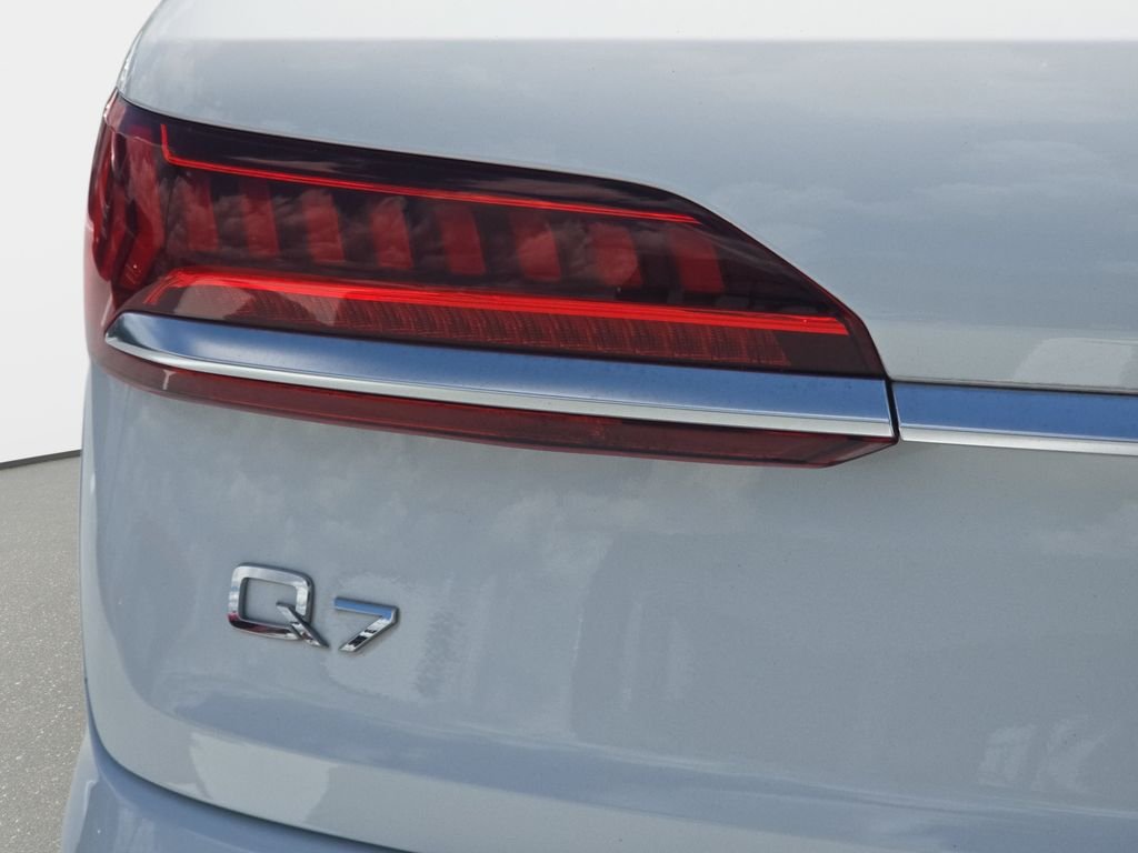 Used 2021 White Audi 45 Premium image 31