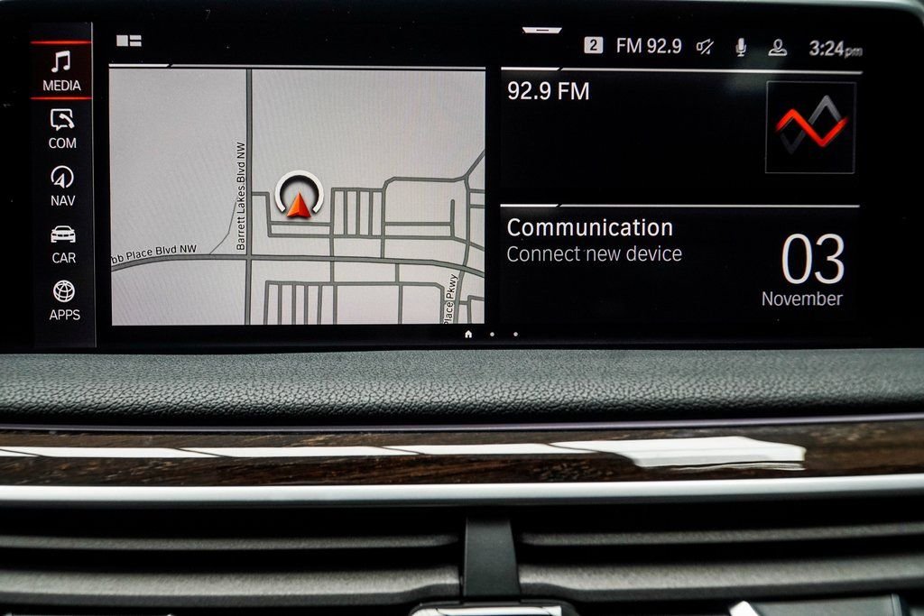 Used 2021 White BMW 740i xDrive image 24