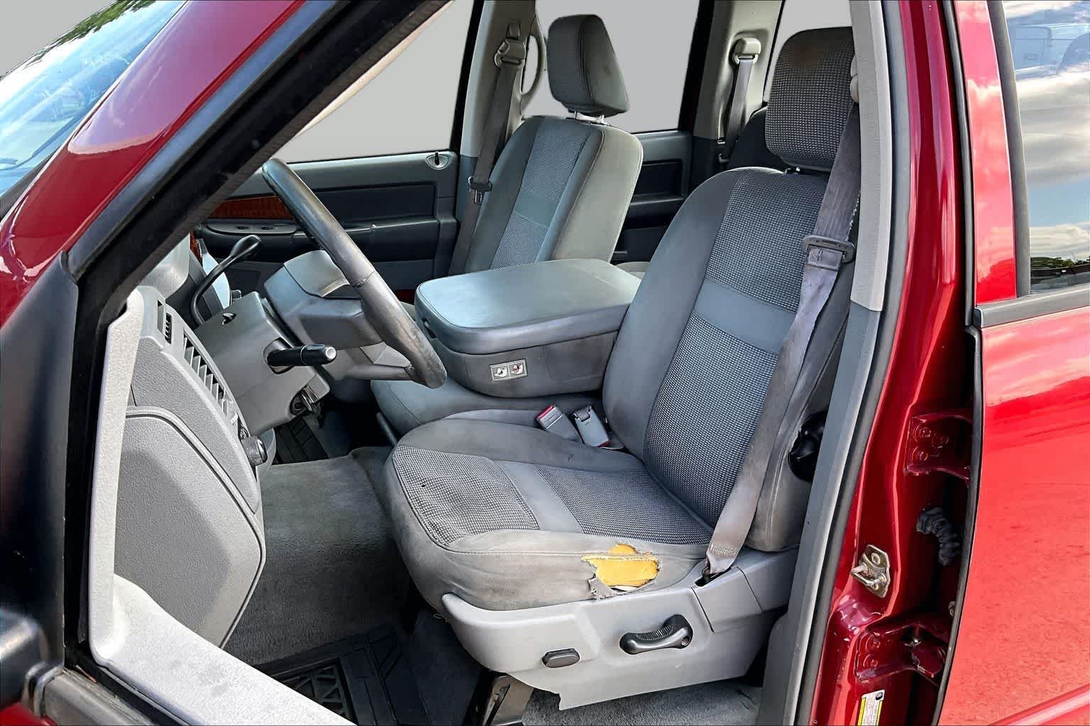 Used 2006 Inferno Red Crystal Pearl Dodge ST image 7
