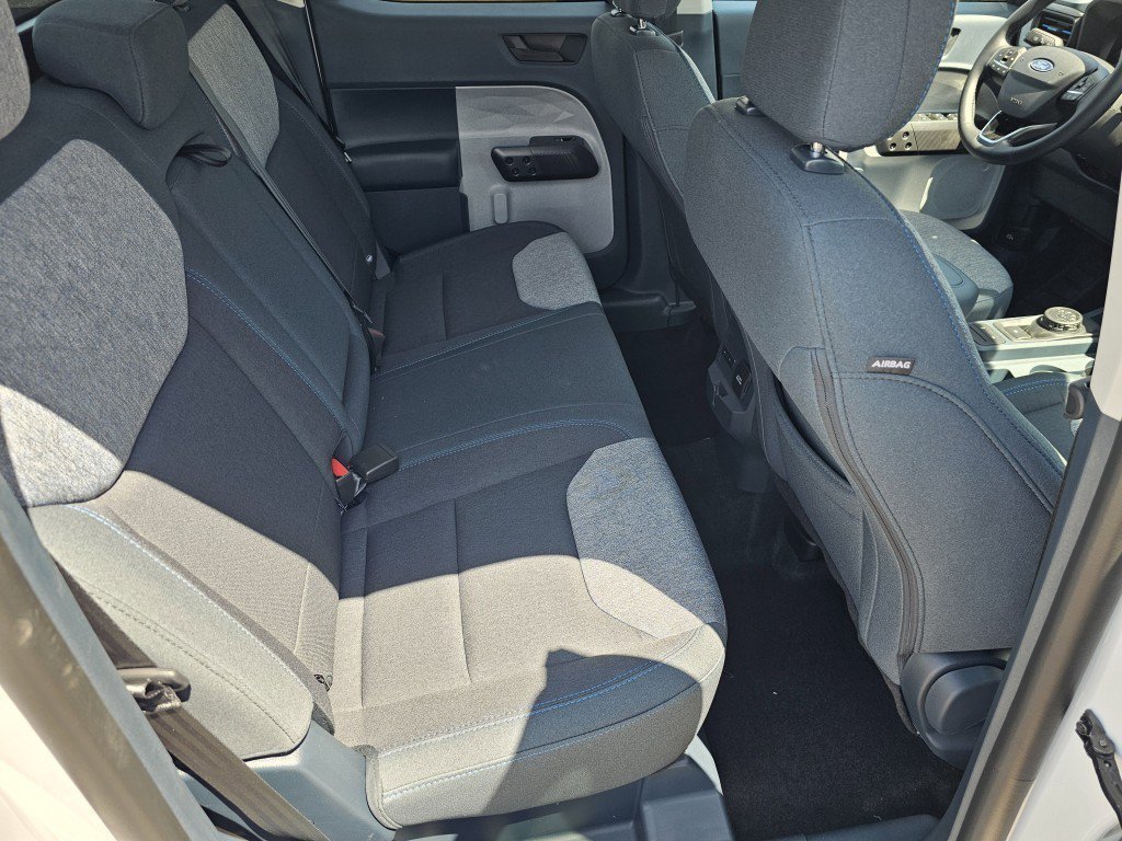New 2025 Oxford White Ford XLT image 20