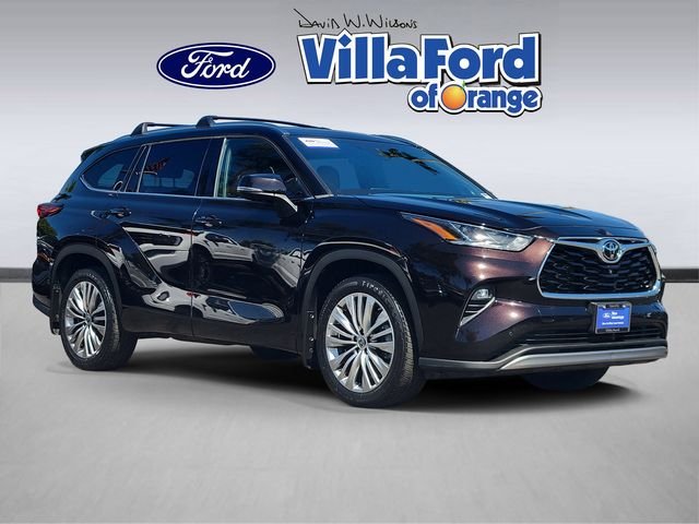 2022 Toyota Highlander Platinum