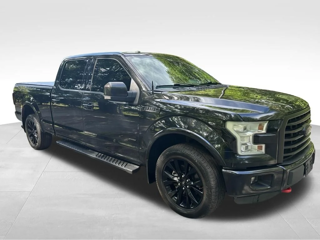 Used 2015 Black Ford Lariat image 8