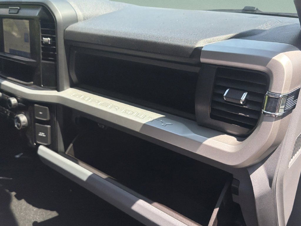 New 2026 Gray Ford XL image 24