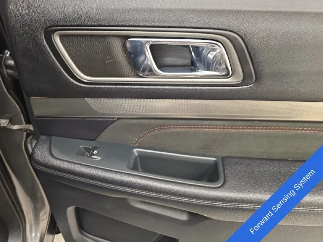 Used 2019 Gray Ford XLT image 15