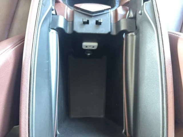 Used 2017 BRONZE ALLOY METALLIC Buick Essence image 31