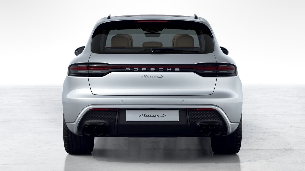 New 2026 Dolomite Silver Metallic Porsche S image 7
